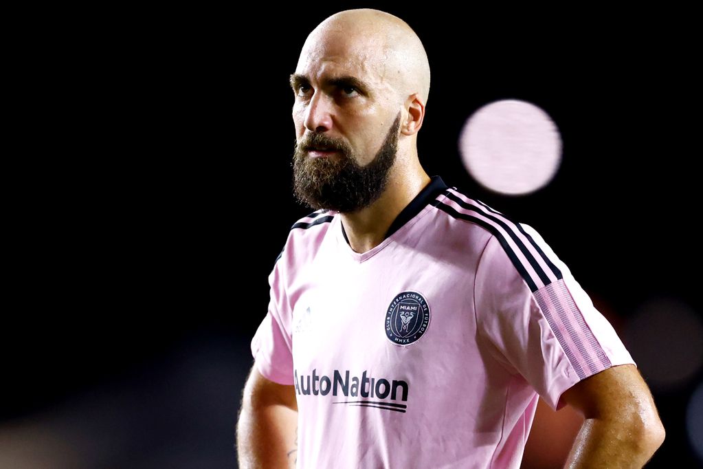 รวมข่าวซื้อขายนักเตะ1-5-65-1